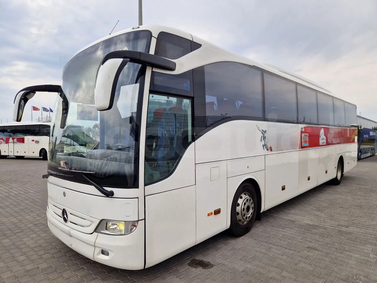 Mercedes-Benz Tourismo - حافلة نقل لمسافات طويلة: صورة 4 Mercedes-Benz Tourismo - حافلة نقل لمسافات طويلة: صورة 4