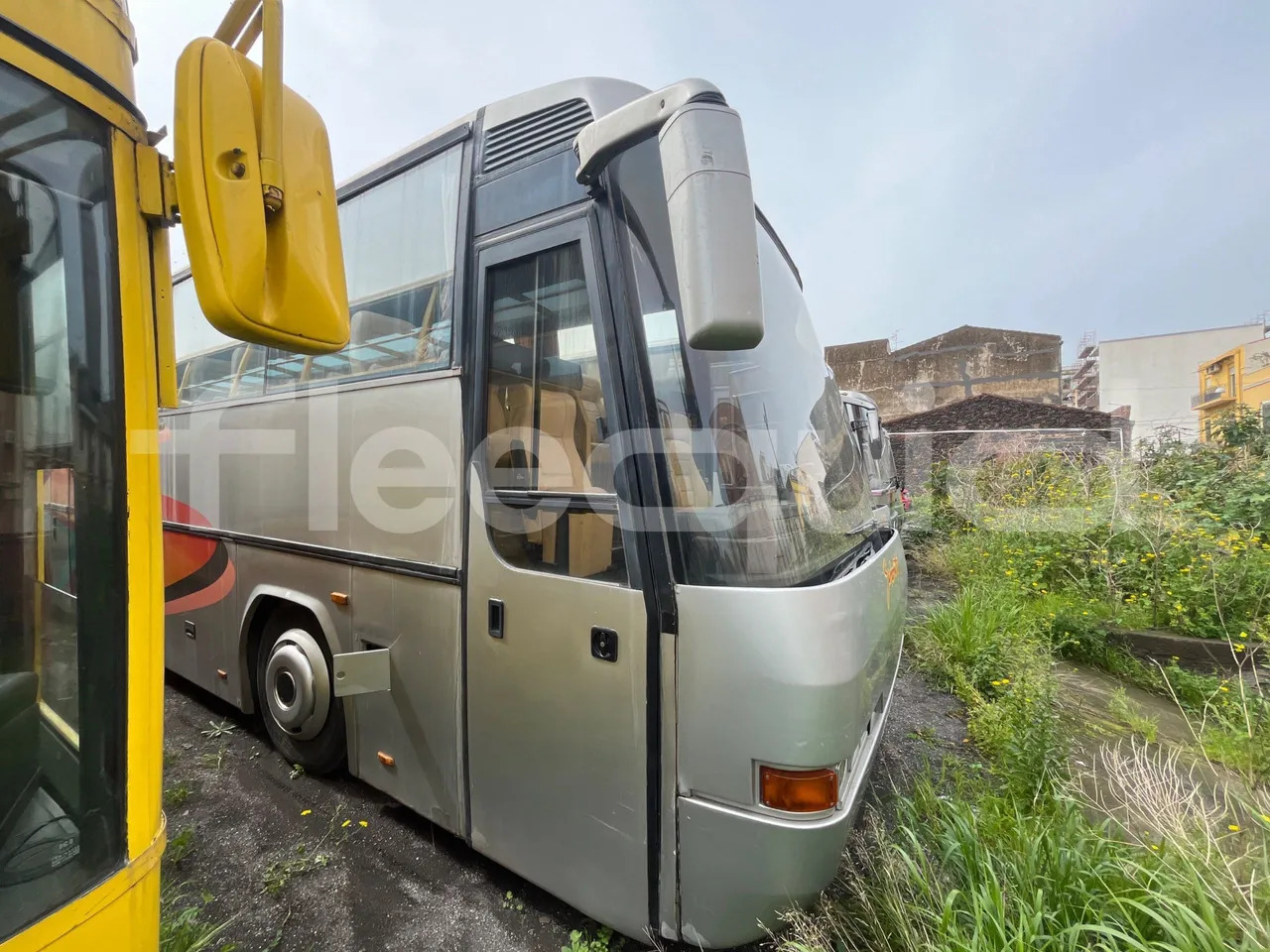Neoplan Transliner N316 - حافلة نقل لمسافات طويلة: صورة 1 Neoplan Transliner N316 - حافلة نقل لمسافات طويلة: صورة 1