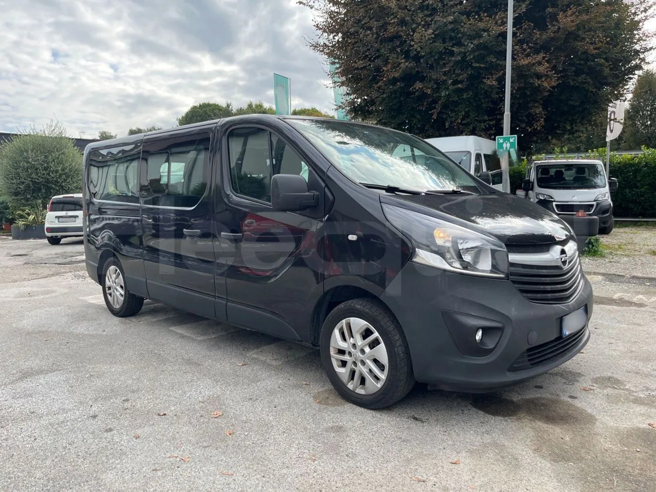 Opel Vivaro - B - حافلة صغيرة, ميكروباص: صورة 1 Opel Vivaro - B - حافلة صغيرة, ميكروباص: صورة 1
