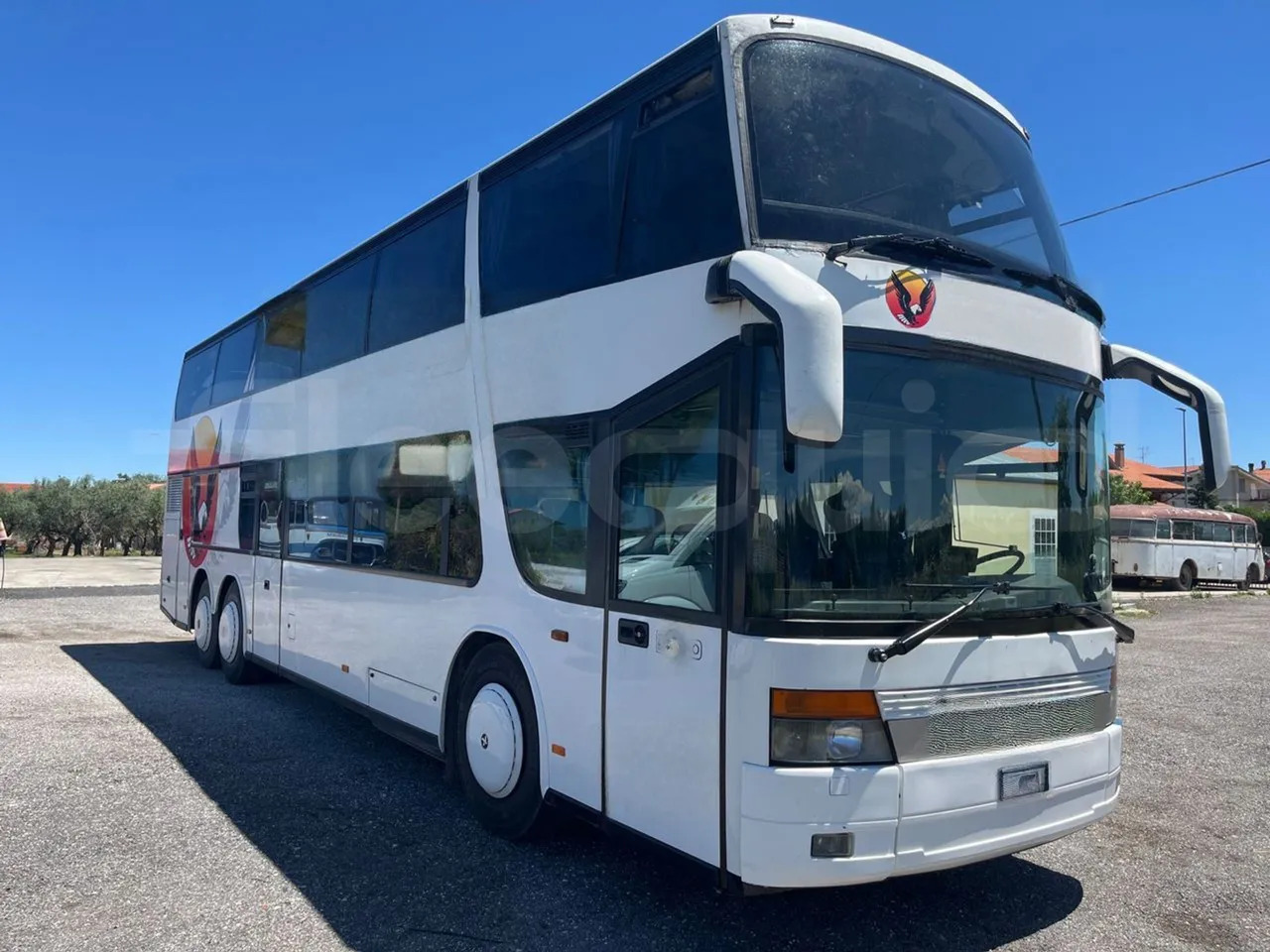 Setra S 328 - حافلة نقل لمسافات طويلة: صورة 1 Setra S 328 - حافلة نقل لمسافات طويلة: صورة 1