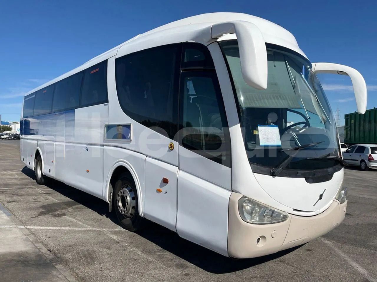 Volvo B12B - حافلة نقل لمسافات طويلة: صورة 1 Volvo B12B - حافلة نقل لمسافات طويلة: صورة 1
