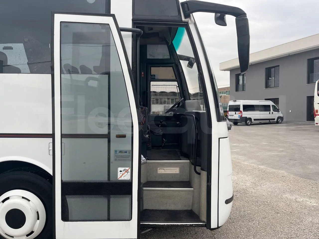 حافلة نقل لمسافات طويلة Volvo Barbi Echo: صورة 15 حافلة نقل لمسافات طويلة Volvo Barbi Echo: صورة 15