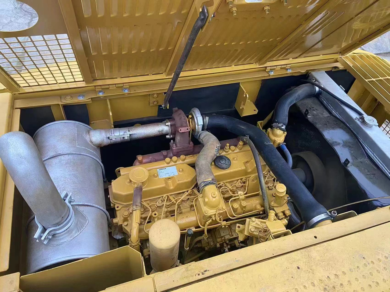 CATERPILLAR 320CL - حفار زاحف: صورة 4 CATERPILLAR 320CL - حفار زاحف: صورة 4