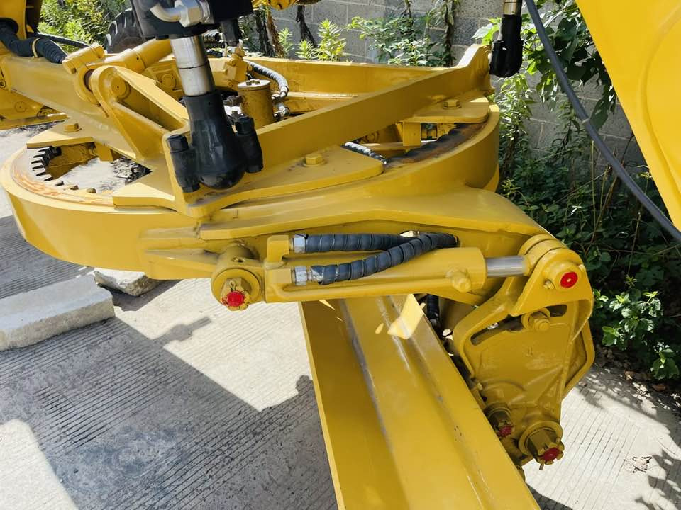 Caterpillar 140H Motor Grader - ماكينة تسوية: صورة 3 Caterpillar 140H Motor Grader - ماكينة تسوية: صورة 3