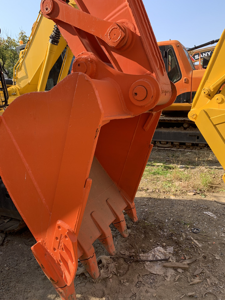 HITACHI ZAXIS240 - حفار ذو عجلات: صورة 4 HITACHI ZAXIS240 - حفار ذو عجلات: صورة 4