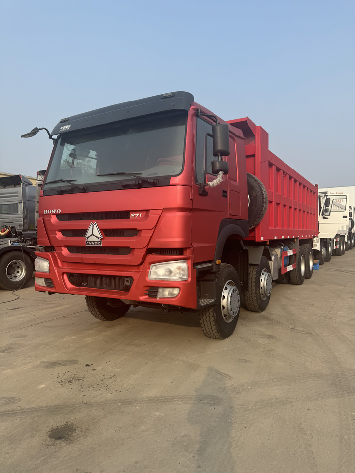 Howo 8x4 - شاحنة قلاب التعدين: صورة 1 Howo 8x4 - شاحنة قلاب التعدين: صورة 1