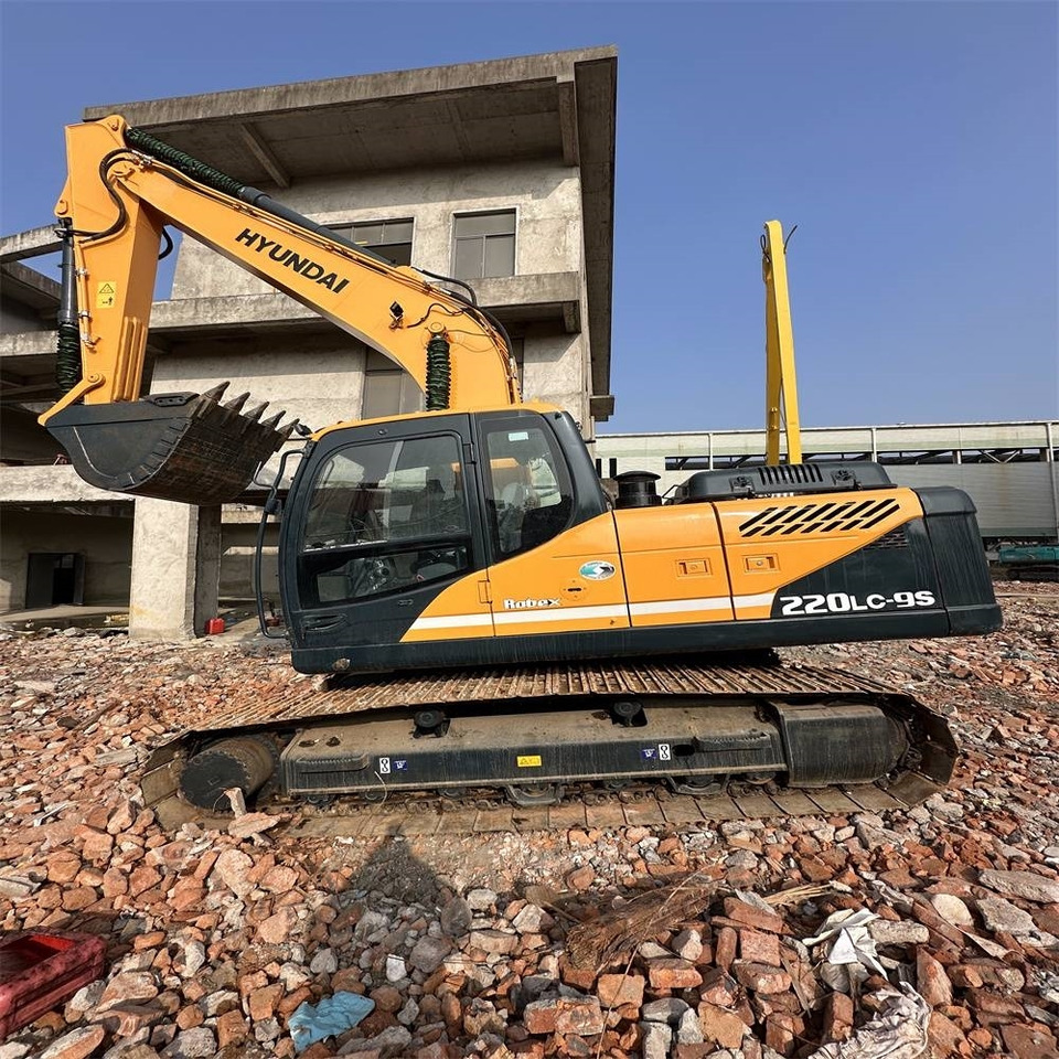 Hyundai 220LC-9S - حفار زاحف: صورة 1 Hyundai 220LC-9S - حفار زاحف: صورة 1