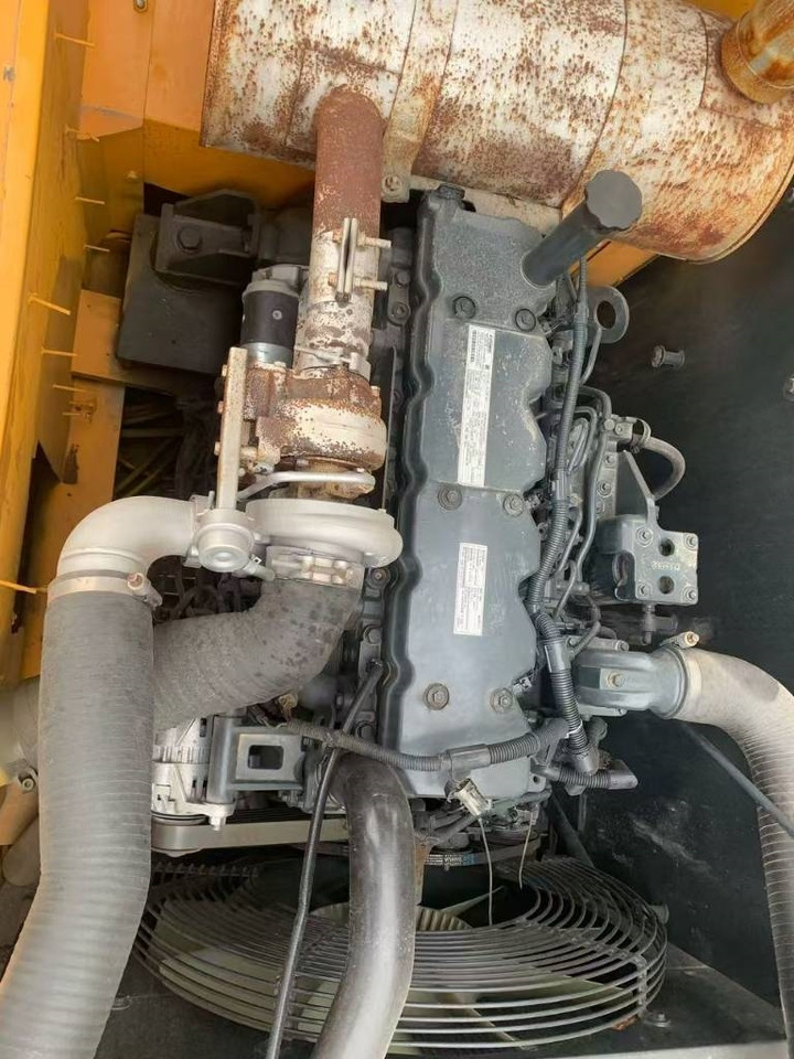 Hyundai 305LC-9S - حفار زاحف: صورة 4 Hyundai 305LC-9S - حفار زاحف: صورة 4