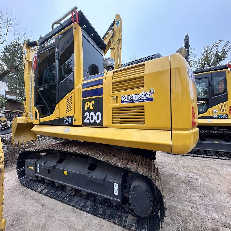 Komatsu PC 200 - حفار زاحف: صورة 4 Komatsu PC 200 - حفار زاحف: صورة 4
