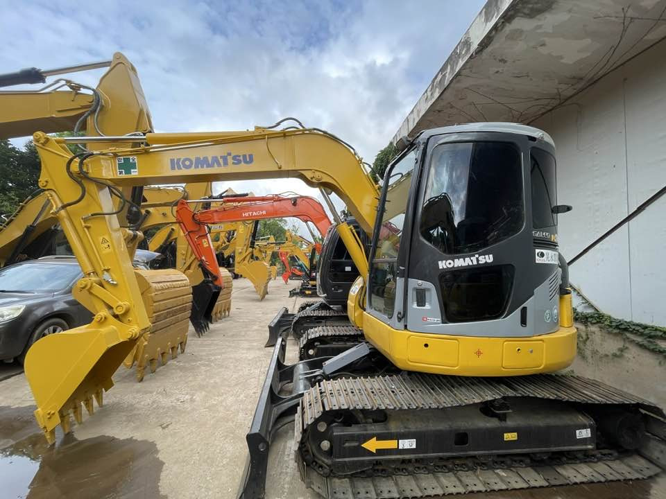Komatsu PC78MR-6 - حفار صغير: صورة 1 Komatsu PC78MR-6 - حفار صغير: صورة 1
