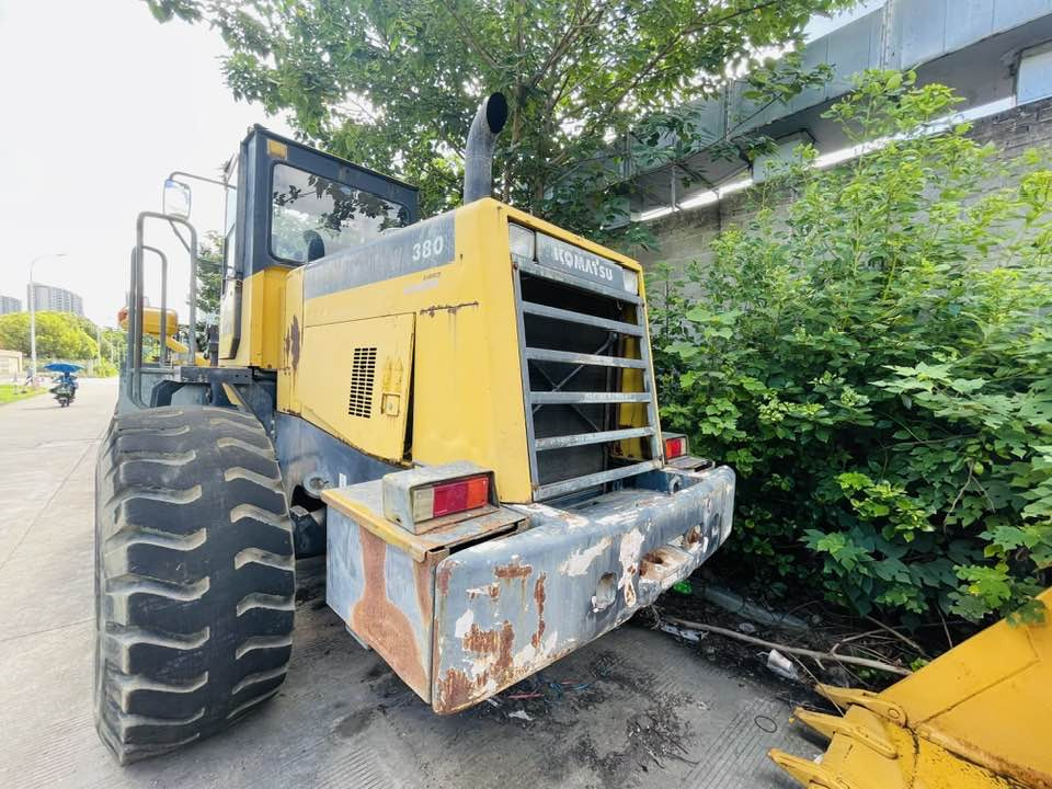 Komatsu WA380-8 - اللودر بعجل: صورة 3 Komatsu WA380-8 - اللودر بعجل: صورة 3