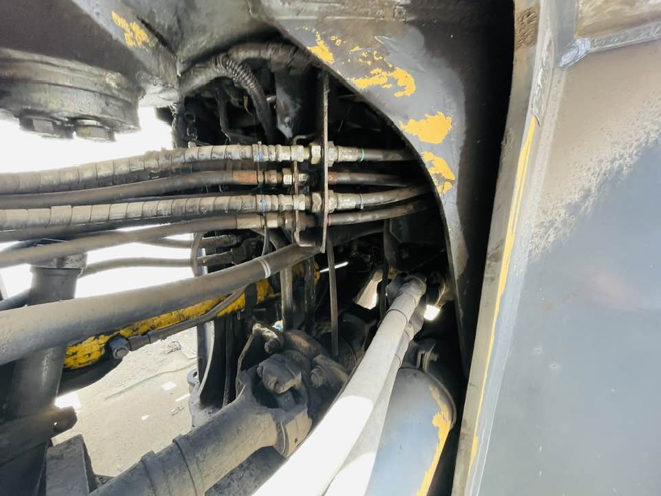 Komatsu WA500-8 - اللودر بعجل: صورة 3 Komatsu WA500-8 - اللودر بعجل: صورة 3