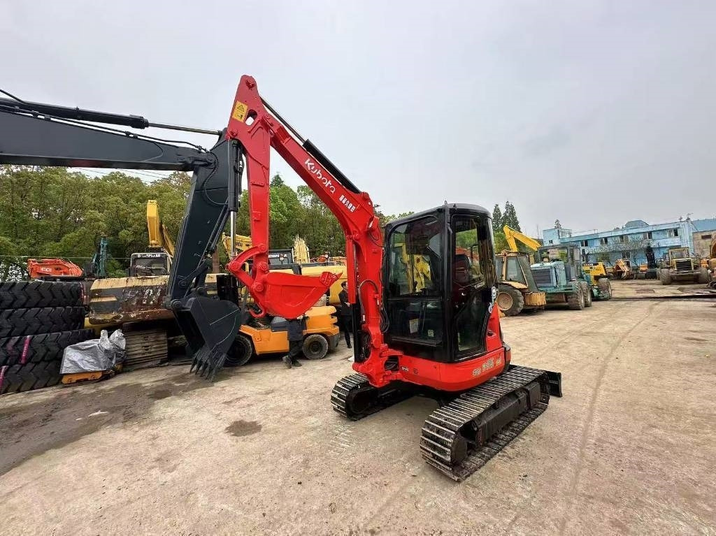 Kubota U-35  - حفار صغير: صورة 2 Kubota U-35  - حفار صغير: صورة 2