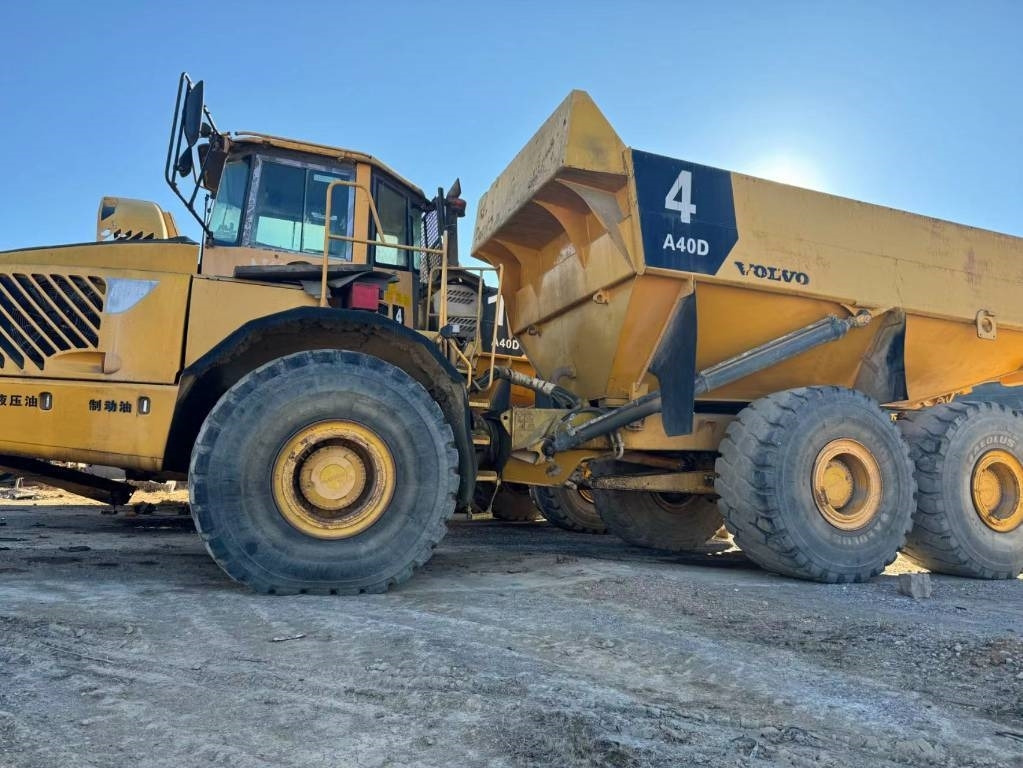 Volvo A 40 D  - شاحنة مفصلية: صورة 1 Volvo A 40 D  - شاحنة مفصلية: صورة 1
