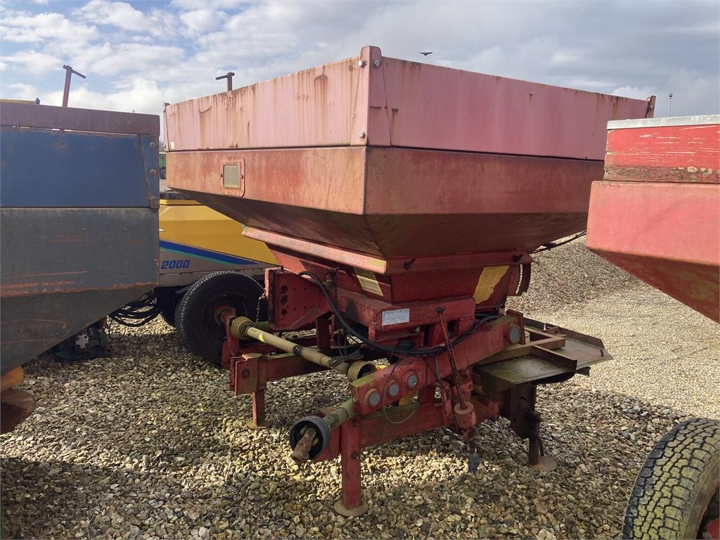 Bredal B2 LIFTOPHÆNGT - آلة نشر السماد: صورة 3 Bredal B2 LIFTOPHÆNGT - آلة نشر السماد: صورة 3