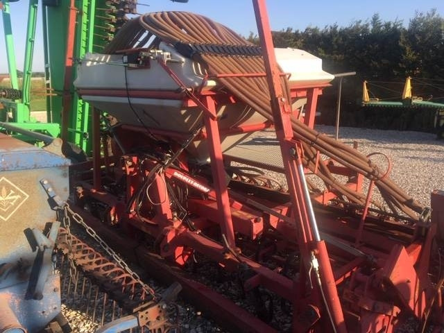 Doublet-Record DB 4M M/ACCON LUFT - آلة البذر: صورة 1 Doublet-Record DB 4M M/ACCON LUFT - آلة البذر: صورة 1