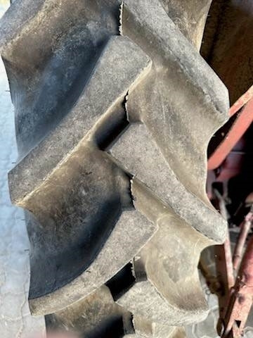 International 474 M.FRONTLÆSSER - جرار: صورة 4 International 474 M.FRONTLÆSSER - جرار: صورة 4