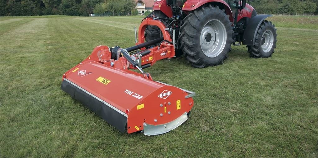 Kuhn TBE 242 hammerslagler - جزازة حافة: صورة 1 Kuhn TBE 242 hammerslagler - جزازة حافة: صورة 1