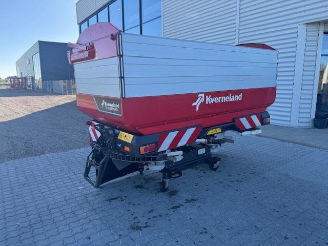 Kverneland TL-GEOSPREAD - آلة نشر السماد: صورة 2 Kverneland TL-GEOSPREAD - آلة نشر السماد: صورة 2