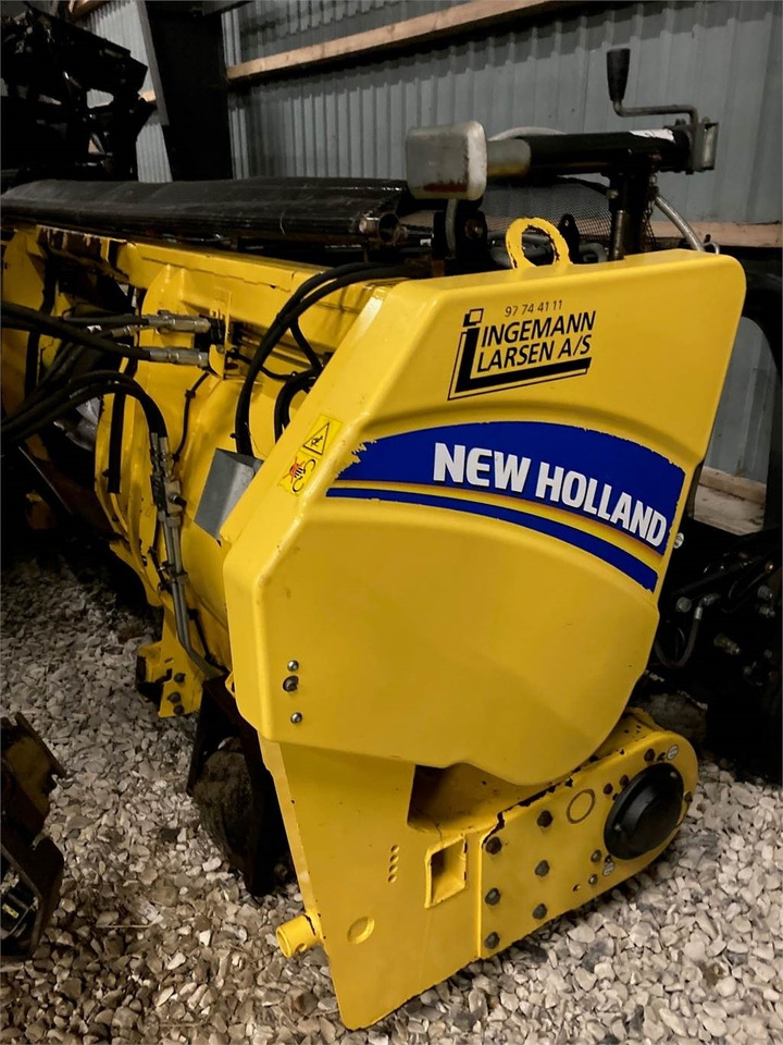 New Holland 380FPE PICKUP - ملحقاتحصادة الأعلاف: صورة 1 New Holland 380FPE PICKUP - ملحقاتحصادة الأعلاف: صورة 1