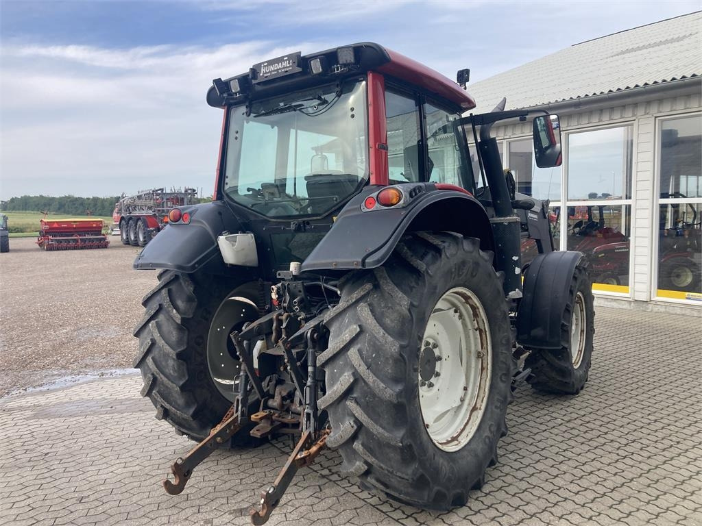 Valtra N123 MED FRONTLÆSSER - جرار: صورة 5 Valtra N123 MED FRONTLÆSSER - جرار: صورة 5