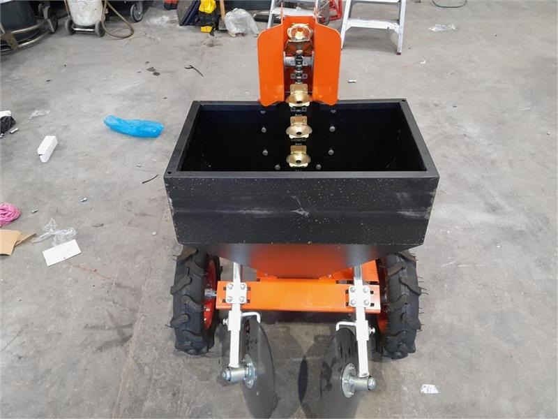 - - - Boxer AGRI - آلة زراعة البطاطس: صورة 4 - - - Boxer AGRI - آلة زراعة البطاطس: صورة 4