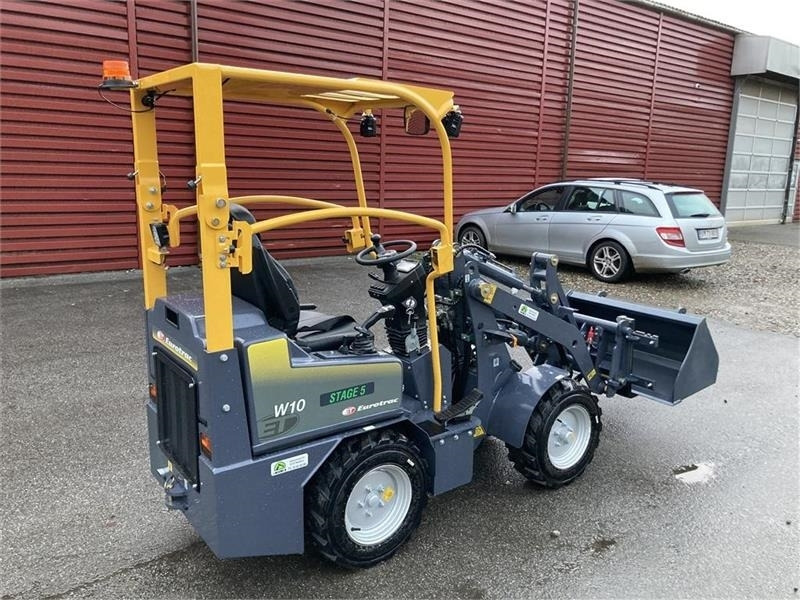 Eurotrac W10 STAGE 5 m. skovl og pallgafler - لودر مفصلي صغير: صورة 3 Eurotrac W10 STAGE 5 m. skovl og pallgafler - لودر مفصلي صغير: صورة 3