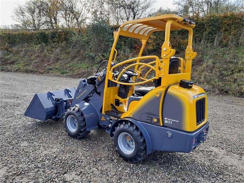 Eurotrac W11 - لودر مفصلي صغير: صورة 3 Eurotrac W11 - لودر مفصلي صغير: صورة 3