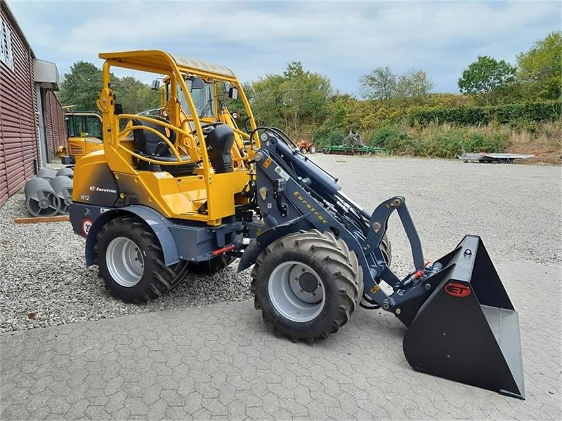 لودر مفصلي صغير Eurotrac W12: صورة 6