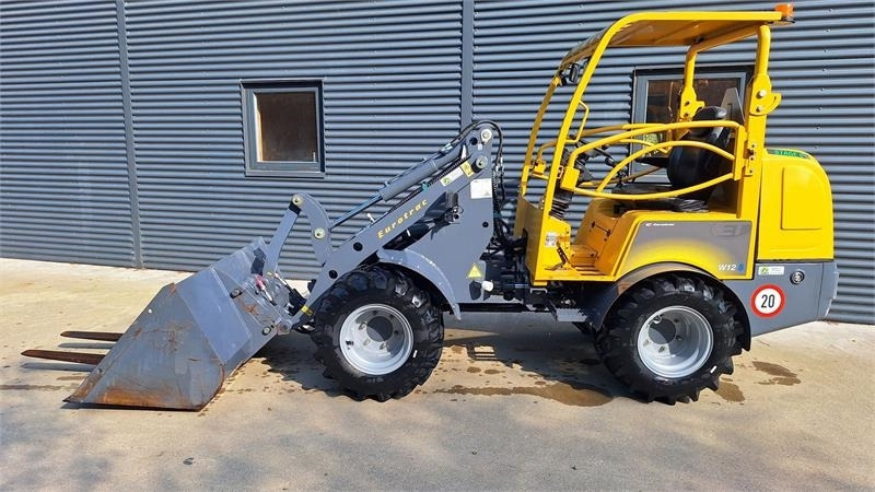 Eurotrac W12 - لودر مفصلي صغير: صورة 2 Eurotrac W12 - لودر مفصلي صغير: صورة 2
