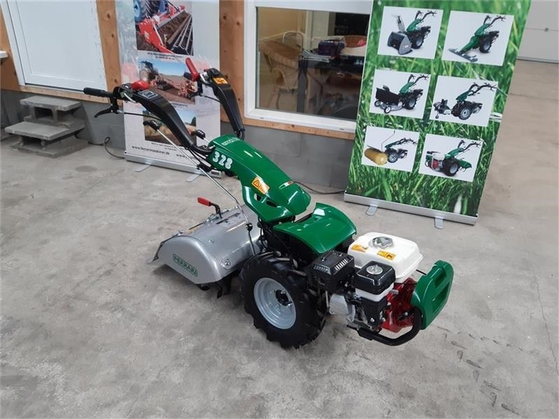 Ferrari 328  - جرار خدمات بلدية: صورة 1 Ferrari 328  - جرار خدمات بلدية: صورة 1