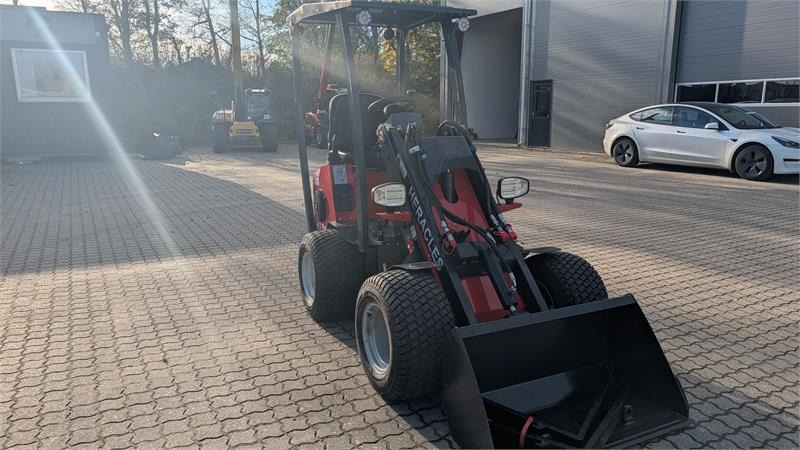 لودر مفصلي صغير Heracles H150: صورة 7