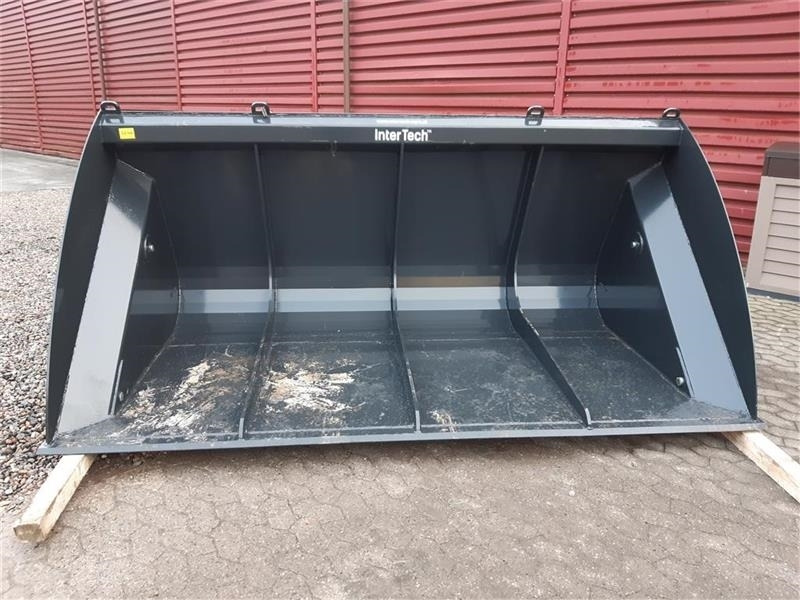 Inter-Tech højtipskovl inter-tech 3 meters - بكت شيول: صورة 5 Inter-Tech højtipskovl inter-tech 3 meters - بكت شيول: صورة 5