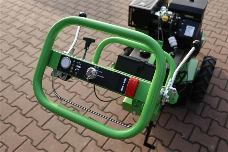 Laski F460E/27 - آلة تقطيع الخشب: صورة 2 Laski F460E/27 - آلة تقطيع الخشب: صورة 2