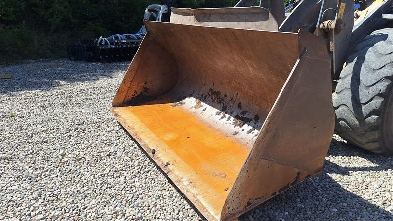 Ljungby L 14 Brugt skovle - بكت شيول: صورة 2 Ljungby L 14 Brugt skovle - بكت شيول: صورة 2