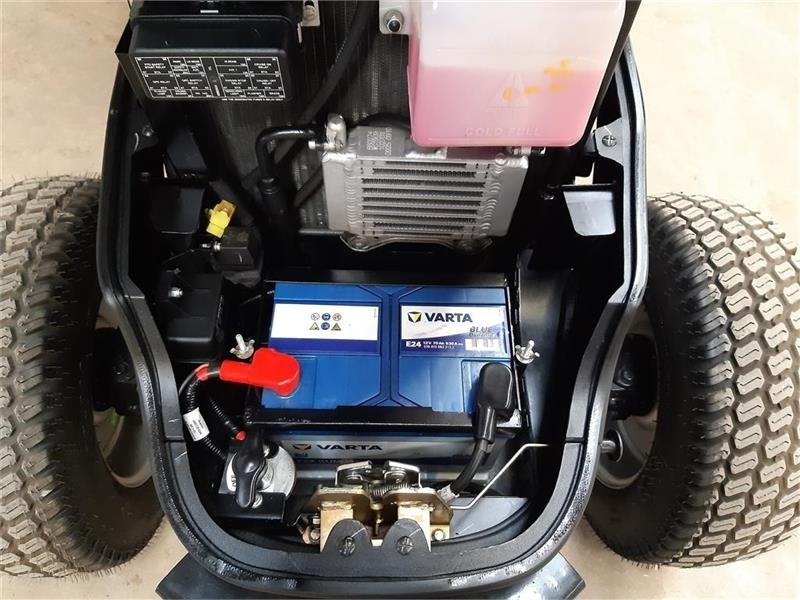 Solis 26 hst  - جرار خدمات بلدية: صورة 5 Solis 26 hst  - جرار خدمات بلدية: صورة 5