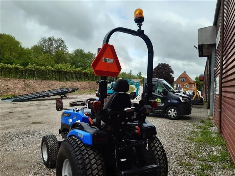 Solis 26 hst  - جرار خدمات بلدية: صورة 4 Solis 26 hst  - جرار خدمات بلدية: صورة 4