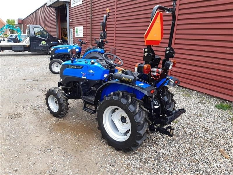 Solis 26 servostyring og brede traktor dæk - جرار خدمات بلدية: صورة 2 Solis 26 servostyring og brede traktor dæk - جرار خدمات بلدية: صورة 2