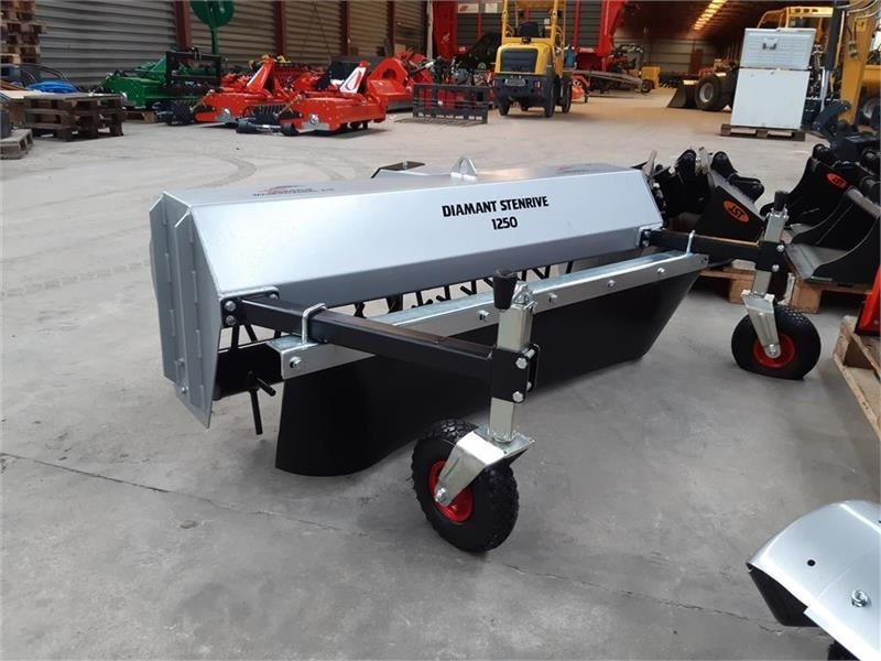 - - - diamant  - سيارة خدمات/ سيارة خاصة: صورة 1 - - - diamant  - سيارة خدمات/ سيارة خاصة: صورة 1