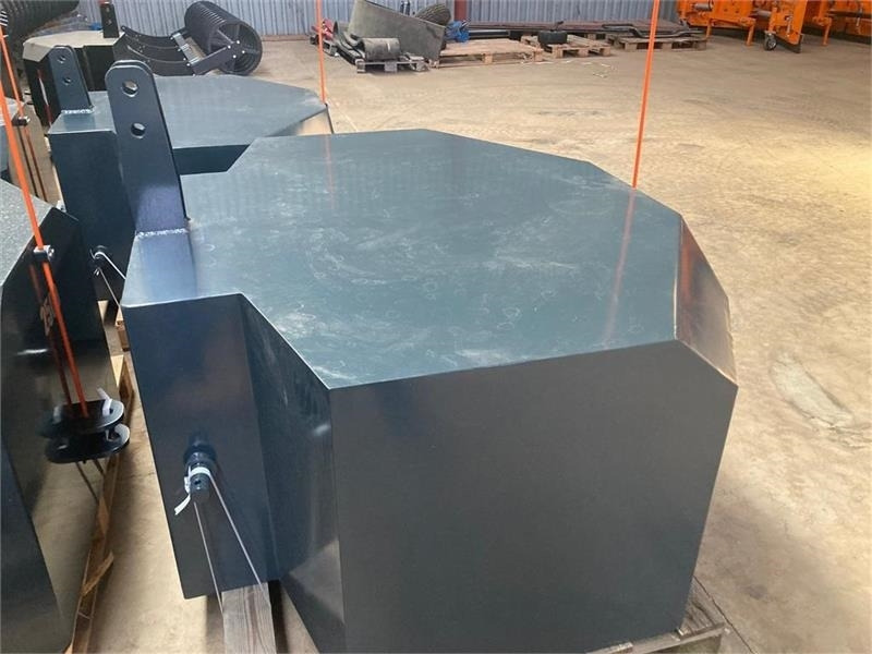 - - - j maskiner 2500KG - ثقل موازنة: صورة 2 - - - j maskiner 2500KG - ثقل موازنة: صورة 2