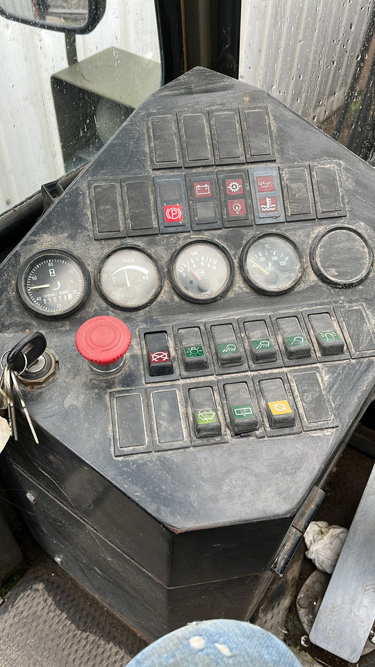 VALMET TD1612 SX 1620 - رافعة شوكية ديزل: صورة 4 VALMET TD1612 SX 1620 - رافعة شوكية ديزل: صورة 4