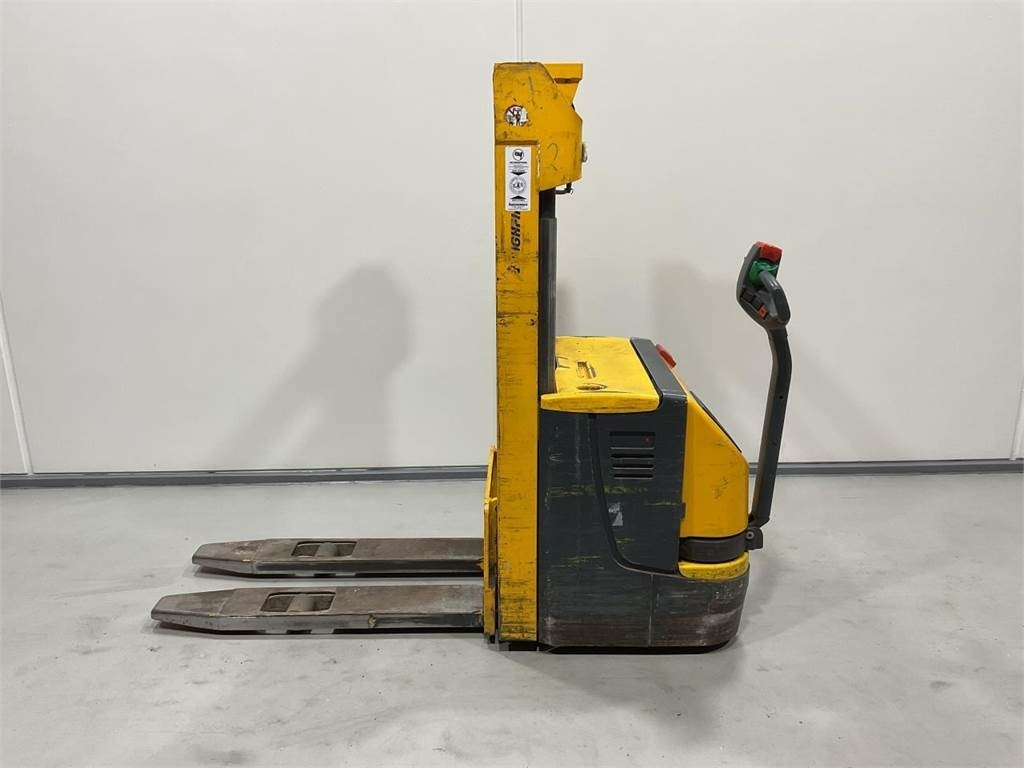 Jungheinrich EJC12 - آلة تكديس: صورة 3 Jungheinrich EJC12 - آلة تكديس: صورة 3