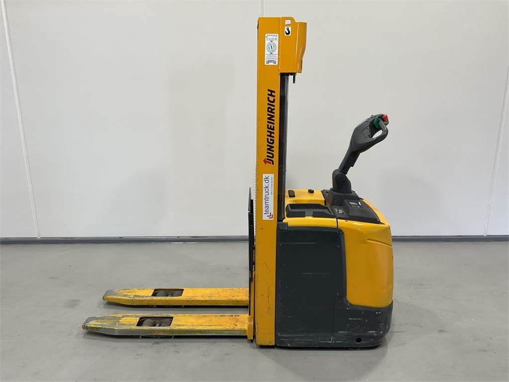 Jungheinrich ERC 214 - آلة تكديس: صورة 3 Jungheinrich ERC 214 - آلة تكديس: صورة 3