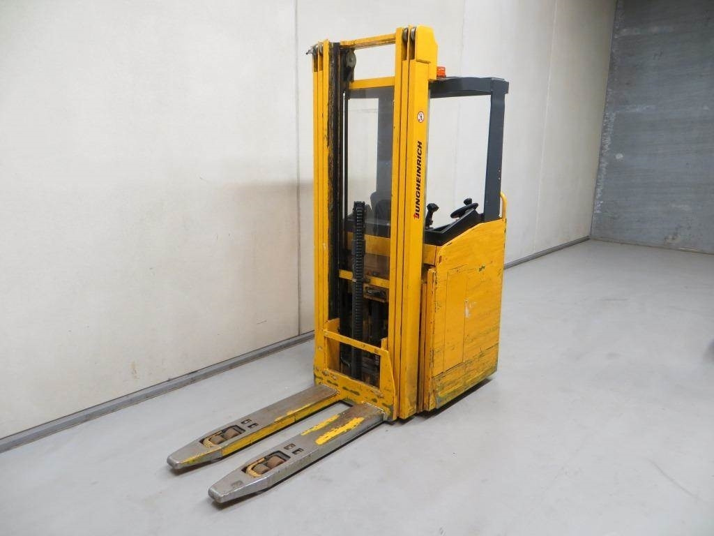 Jungheinrich ESC 316Z - آلة تكديس: صورة 3 Jungheinrich ESC 316Z - آلة تكديس: صورة 3