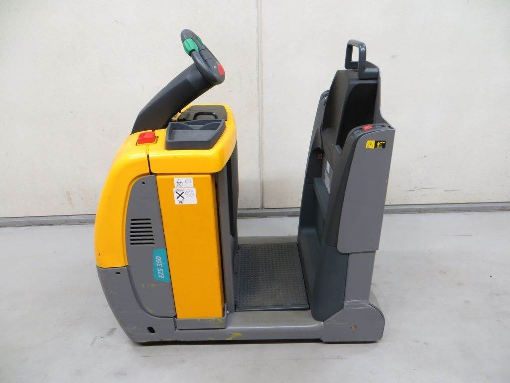 Jungheinrich EZS 350 - شاحنة نقل نصف مقطورة بالميناء: صورة 2 Jungheinrich EZS 350 - شاحنة نقل نصف مقطورة بالميناء: صورة 2
