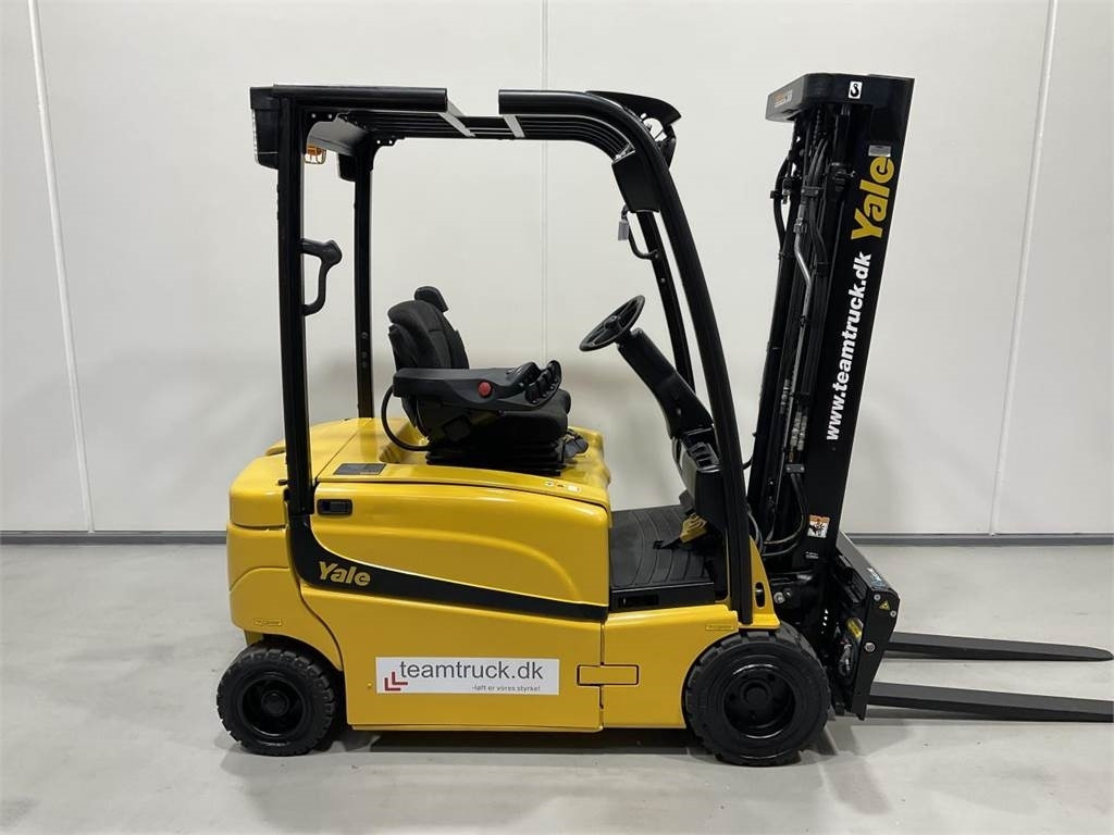 Yale ERP18VF - رافعة شوكية كهربائية: صورة 1 Yale ERP18VF - رافعة شوكية كهربائية: صورة 1
