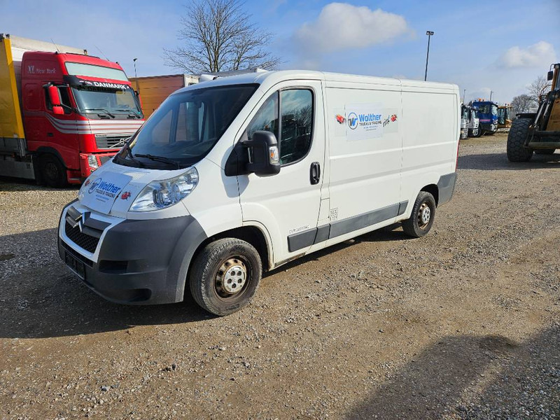 Citroën Jumper 30 2,2 HDi 130 Box - فان المدمجة: صورة 1 Citroën Jumper 30 2,2 HDi 130 Box - فان المدمجة: صورة 1
