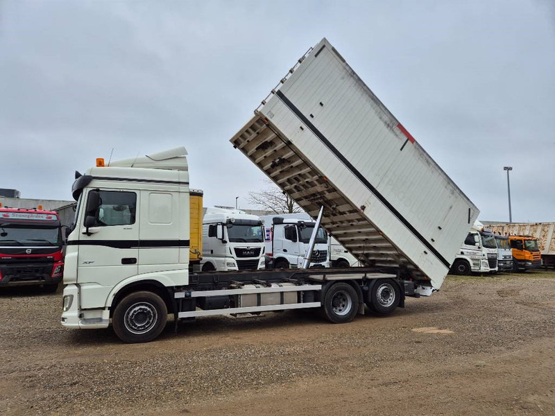 DAF XF 530 6x2 //Volume tipper// - شاحنة قلاب: صورة 2 DAF XF 530 6x2 //Volume tipper// - شاحنة قلاب: صورة 2