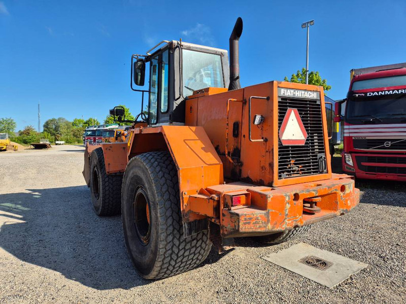 Hitachi FR 130 - اللودر بعجل: صورة 5 Hitachi FR 130 - اللودر بعجل: صورة 5