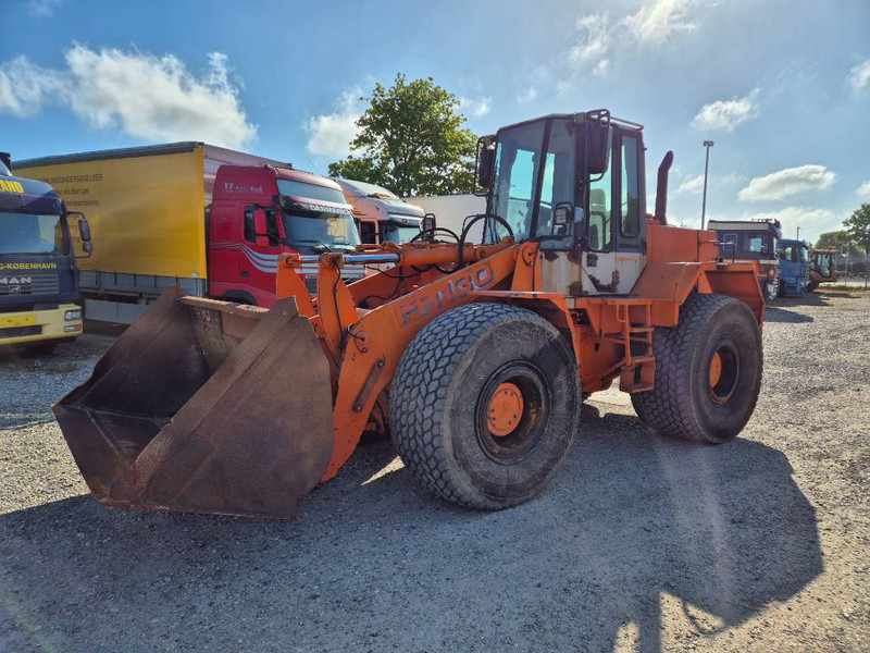 Hitachi FR 130 - اللودر بعجل: صورة 3 Hitachi FR 130 - اللودر بعجل: صورة 3